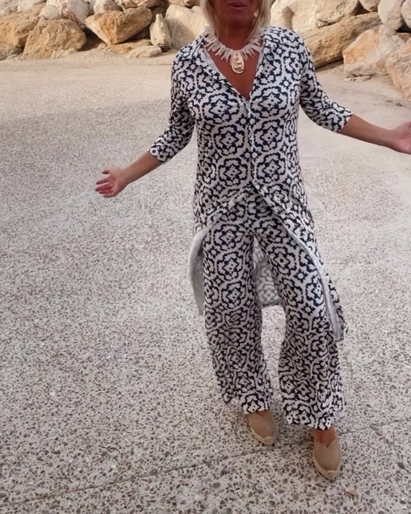 Printed Vintage Set with Collar and Button