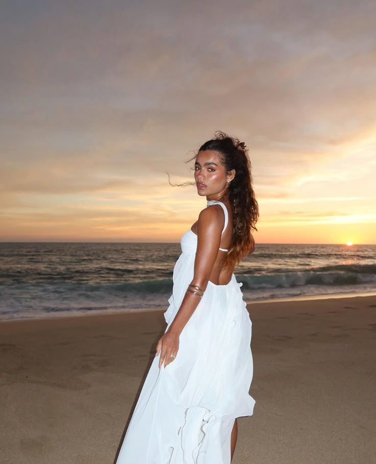 Ellowen | Dreamy Layered Gown