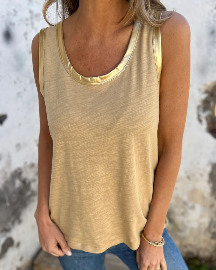 BELEN – Modern and Chic T-Shirt