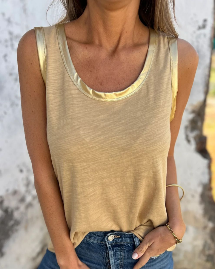 BELEN – Modern and Chic T-Shirt