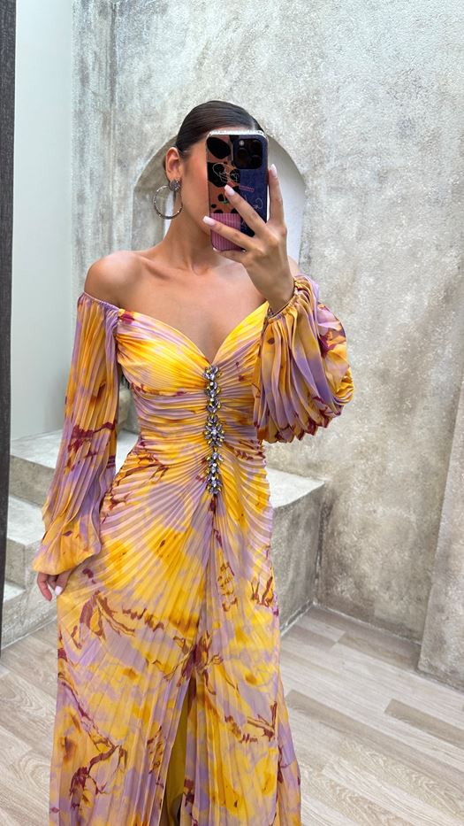 Lyxa Melbourne | Aurelia Off-Shoulder Pleated Maxi Dress
