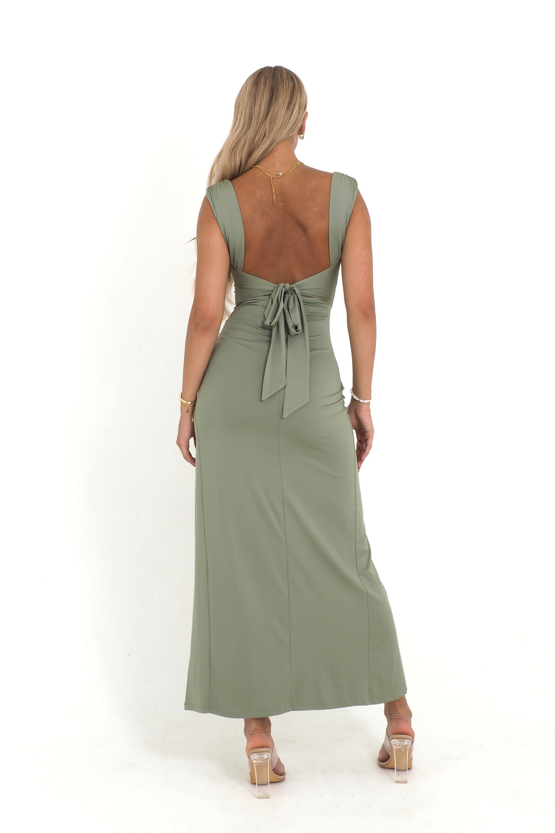 Valeria - Elegant Long Dress