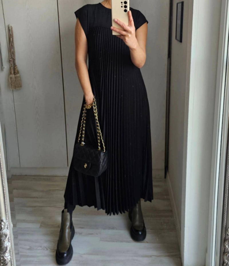 Jolienne Pleated Midi Dress