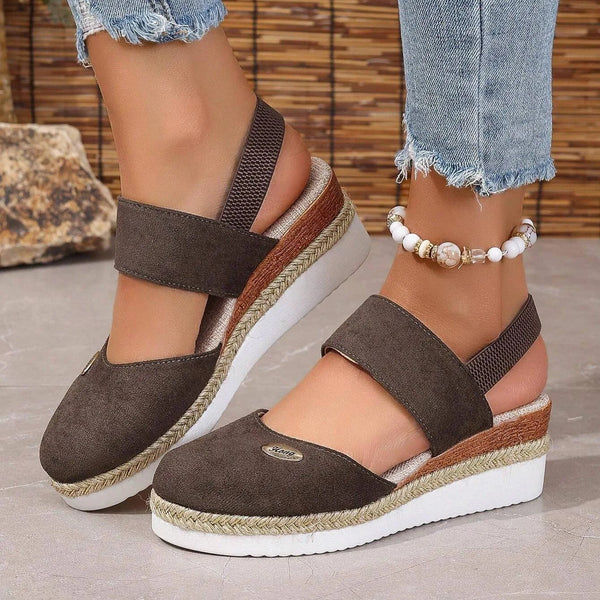 Alma - Elegant and Comfortable Sandals