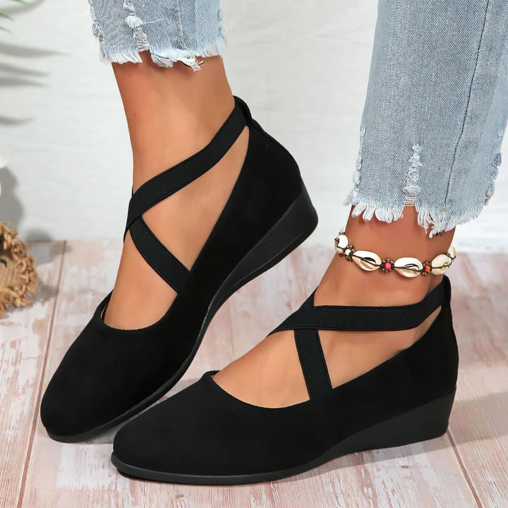 Elvira - Comfortable and Lightweight Shoes