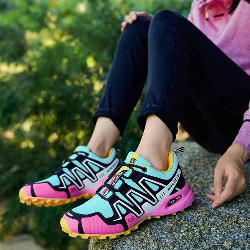 Lía - Sports Shoes