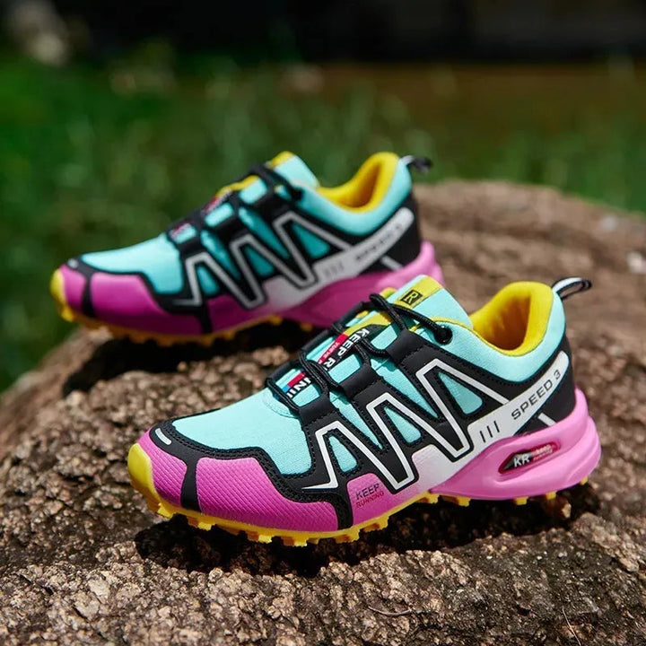 Lía - Sports Shoes