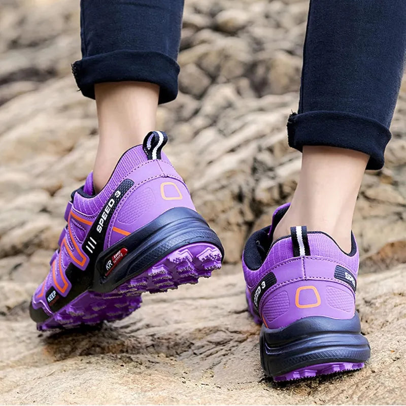 Lía - Sports Shoes