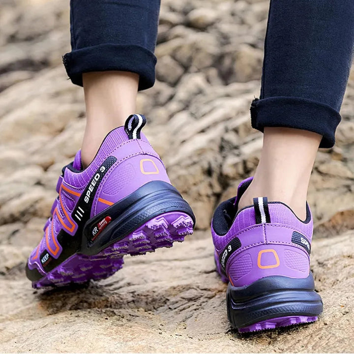 Lía - Sports Shoes