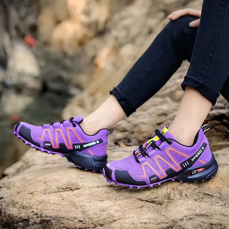 Lía - Sports Shoes