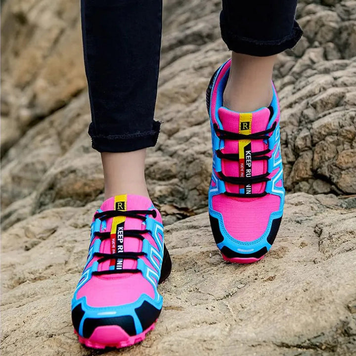 Lía - Sports Shoes