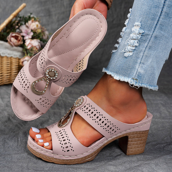 Loli - Comfortable and Elegant Sandals