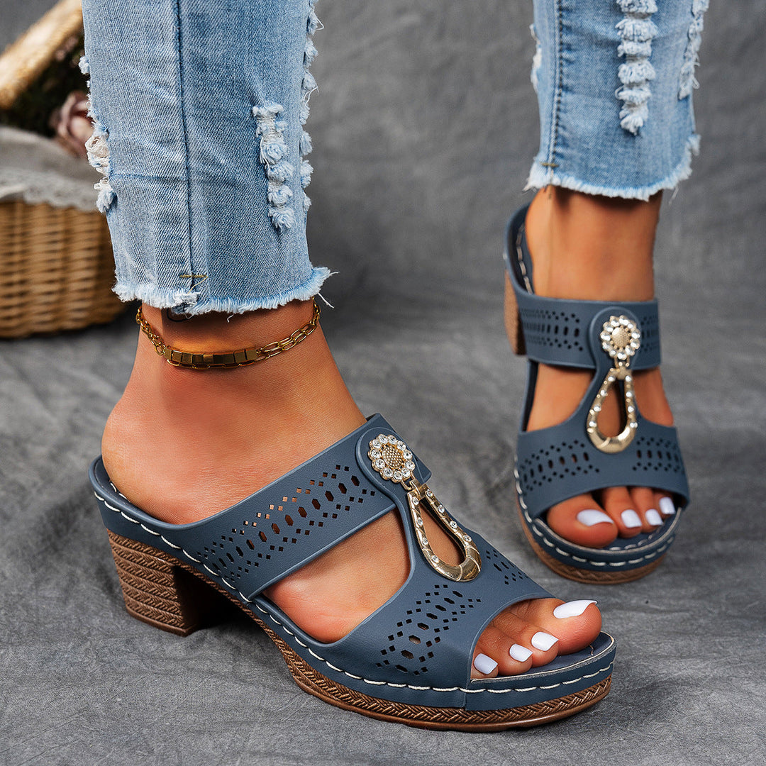 Loli - Comfortable and Elegant Sandals