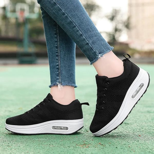 Volmena - Comfortable Sneakers