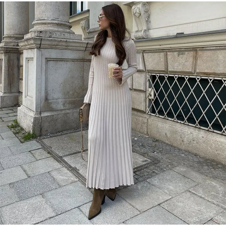 Avelina - Casual and Versatile Long Dress