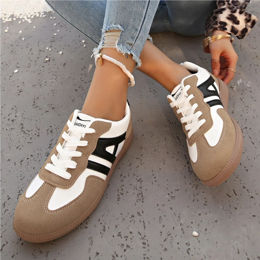 COMFORTABLE MARTA SNEAKERS