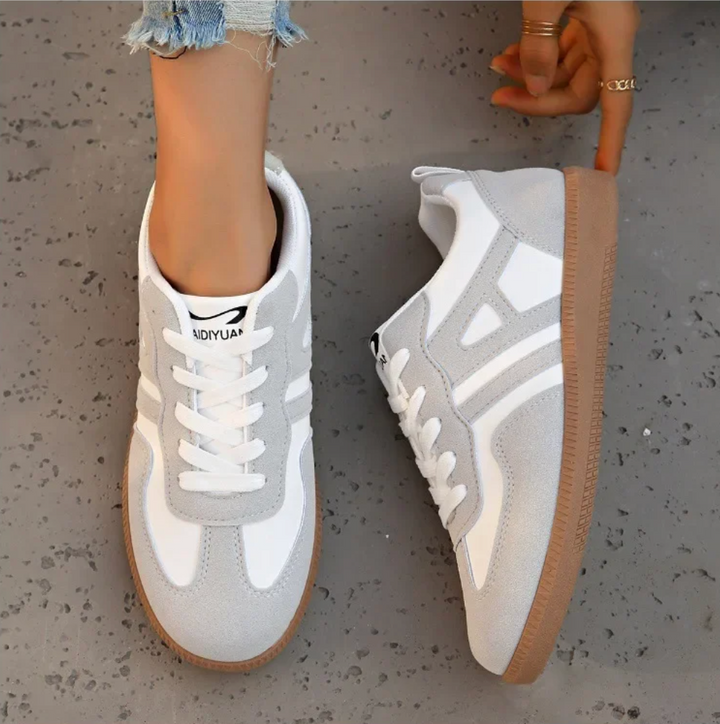 COMFORTABLE MARTA SNEAKERS