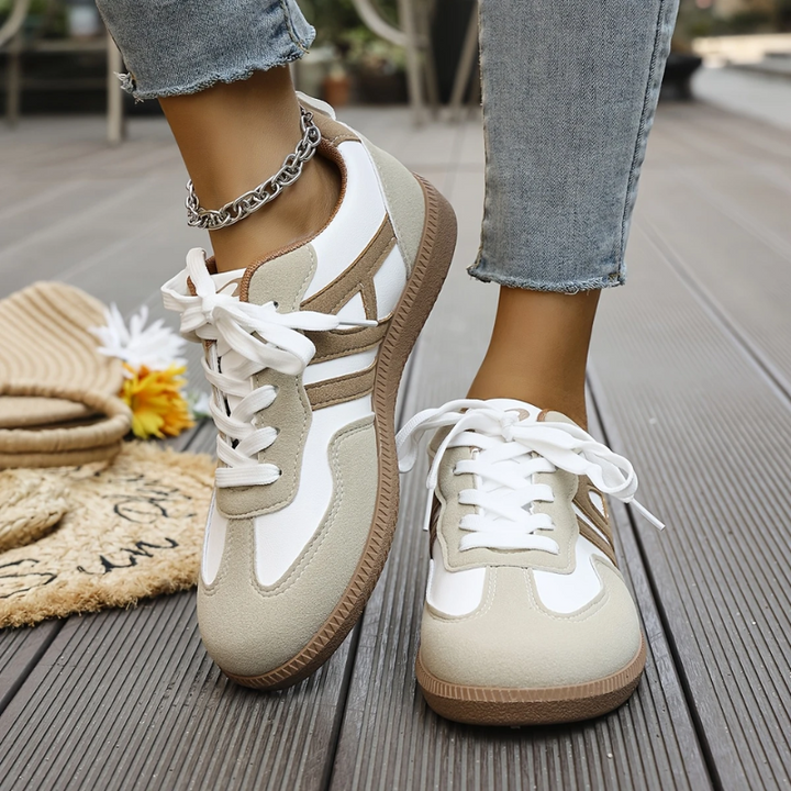 COMFORTABLE MARTA SNEAKERS
