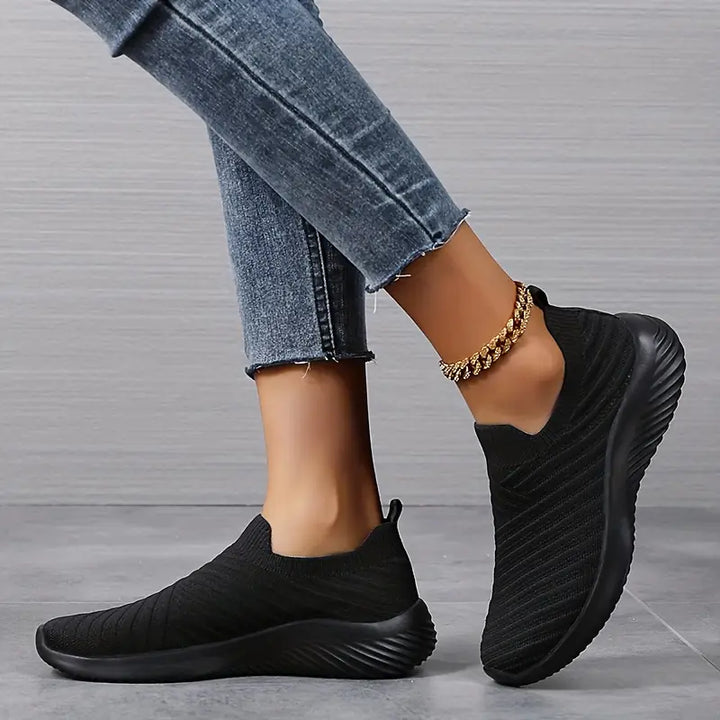 Women's Sports Shoes