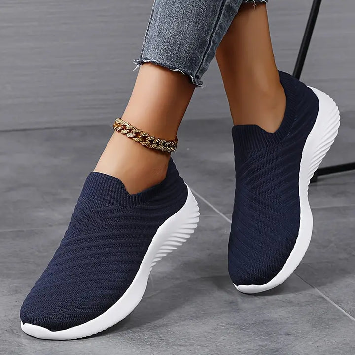 Women's Sports Shoes