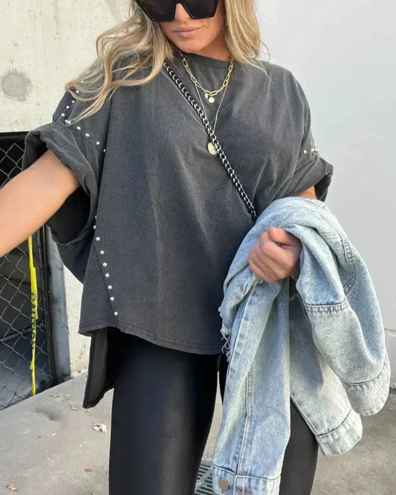 BELLA - OVERSIZED T-SHIRT WITH PINS
