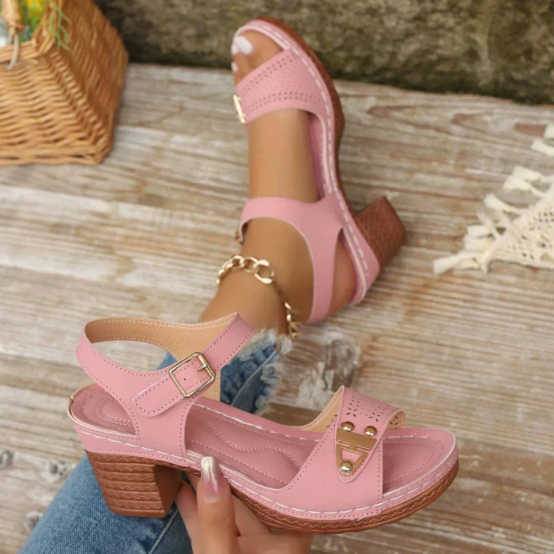 Leticia - Elegant and Comfortable Sandals